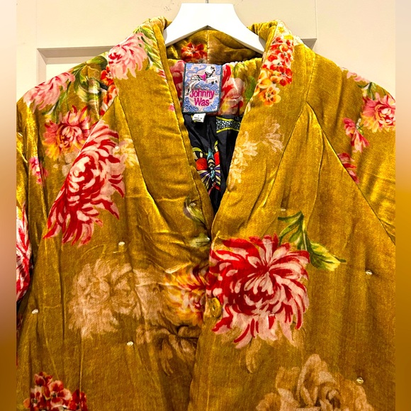 Johnny Was Floral Velvet Coat Jacket Wmns size L. like new. - Picture 2 of 6